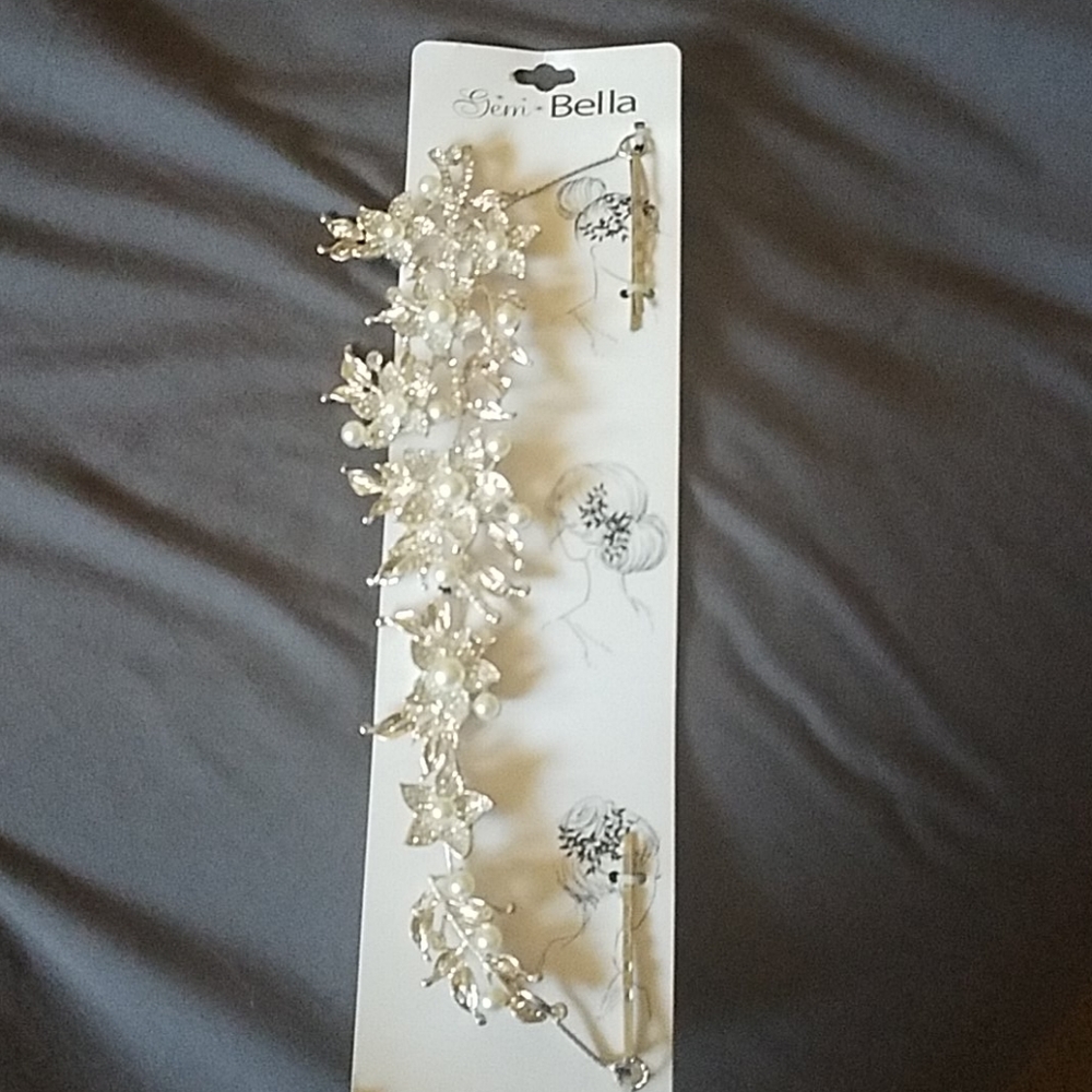 Hair accessories